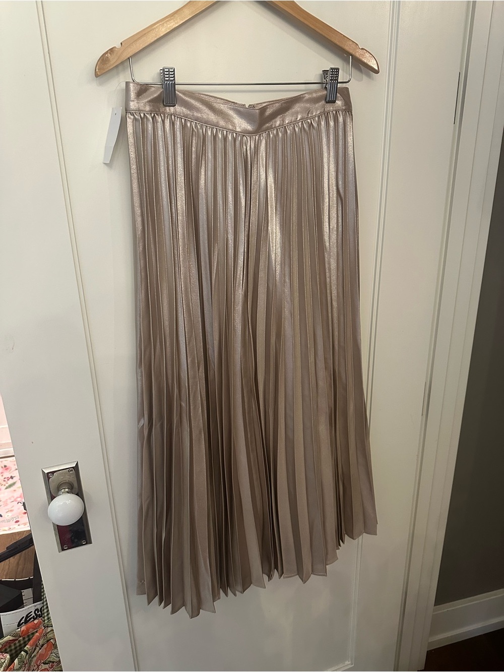 Ann Taylor - Pleated Metallic Midi Skirt - Champagne